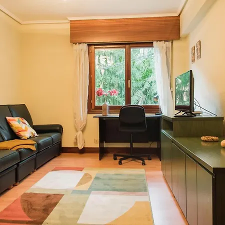Centrico 2h Landeta Apartment *